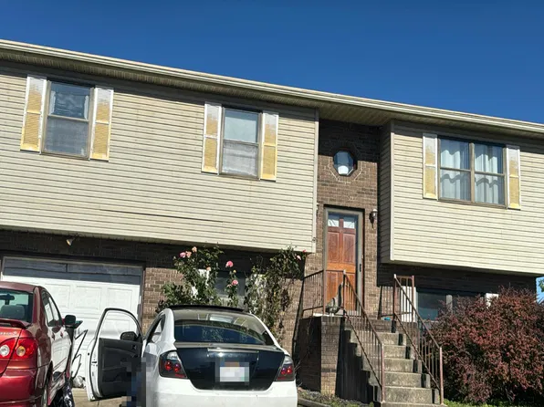 109 Valley Bend Dr, Scott Depot, WV 25560