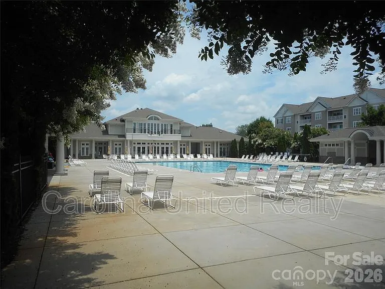 5860 Glassport Ln #504 — Photo 26