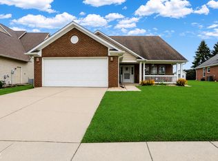 4317 W Summerhaven Dr, New Palestine, IN 46163