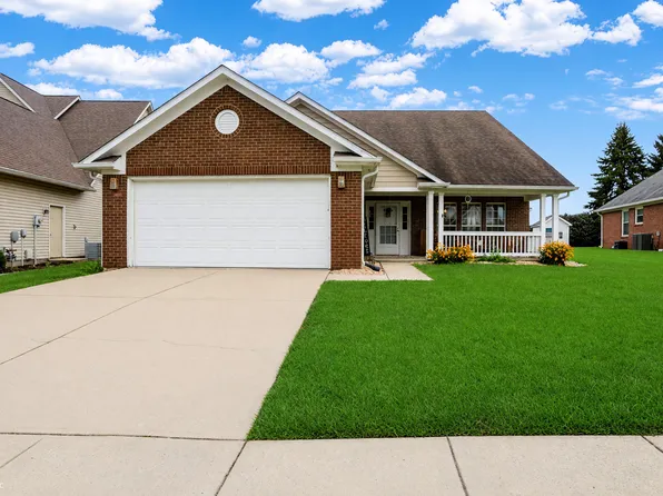 4317 W Summerhaven Dr, New Palestine, IN 46163
