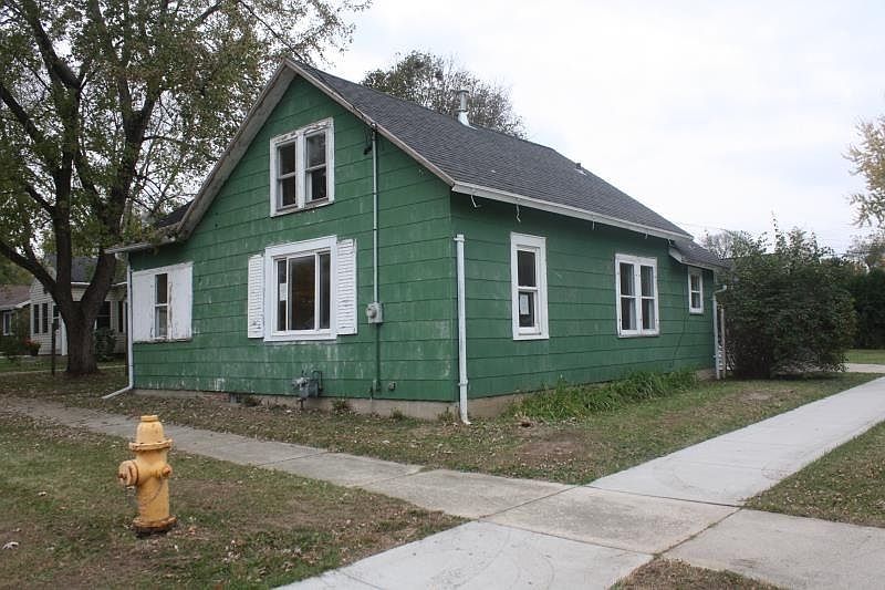 1st image of 1302 Purvis Ave