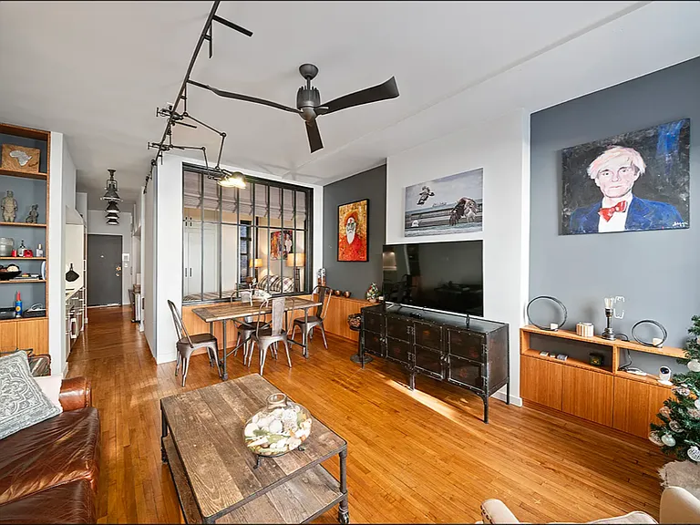 348 W 56th St #4D — Photo 4