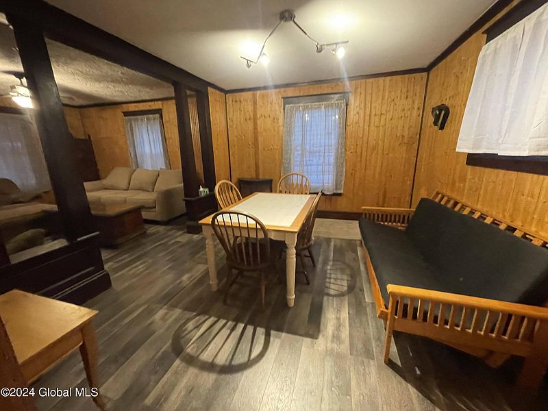 3rd image of 22 Pearl Street