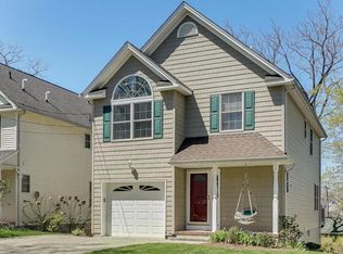 15 Ward Ln, Rumson, NJ 07760
