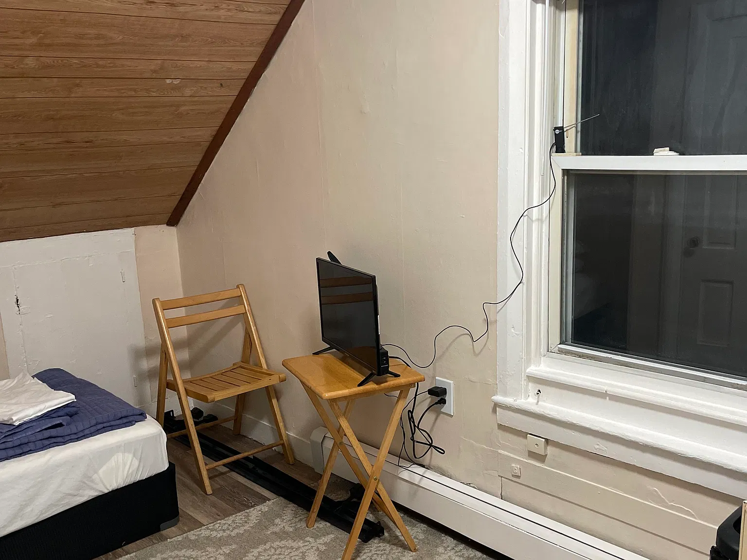 Studio, 150 sqft, $895 — Photo 3