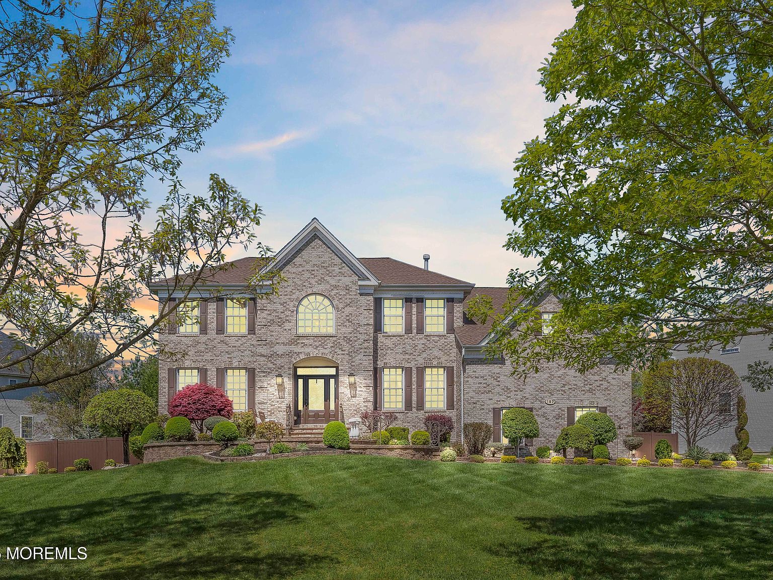 ちーページ ぼっち・ざ・ろっく！」コラボのウォークマン。「ZX707」も - AV