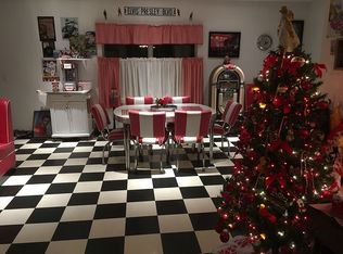 107 Colonial Cir, Palatka, FL 32177