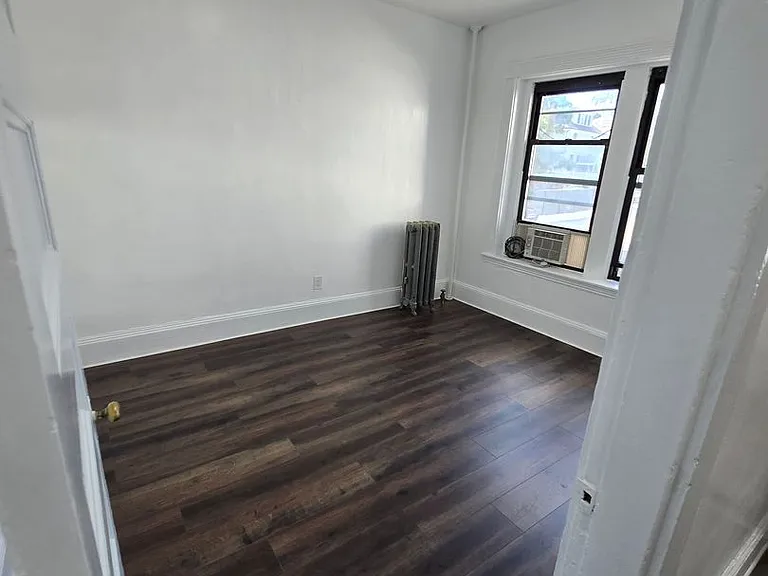 239 Harvard Ave #2 — Photo 1