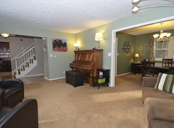 2nd image of 17635 Woodthrush Ln