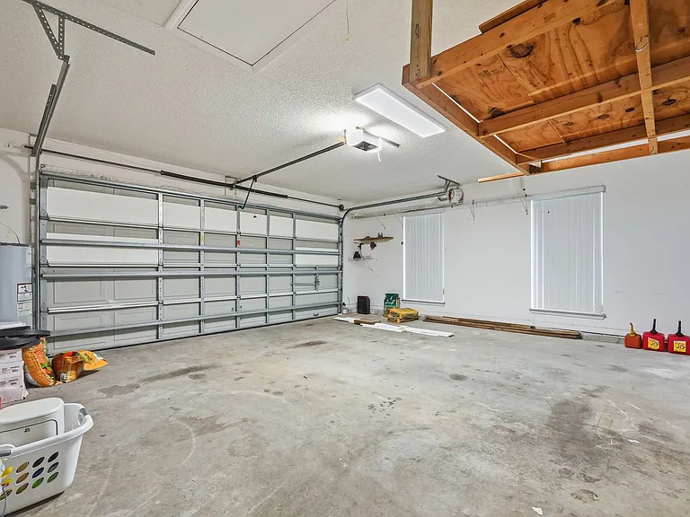 4881 Traxx St — Photo 45