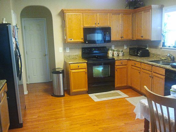 3rd image of 14806 Flour Mill Ct
