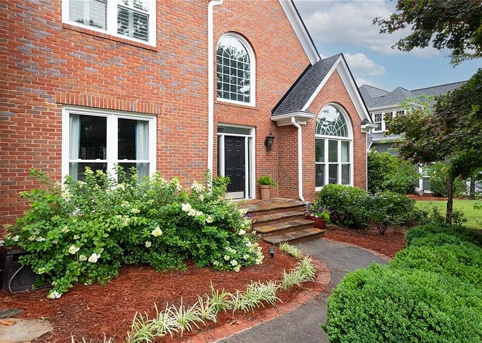 1st image of 2031 Roydon Ct SE