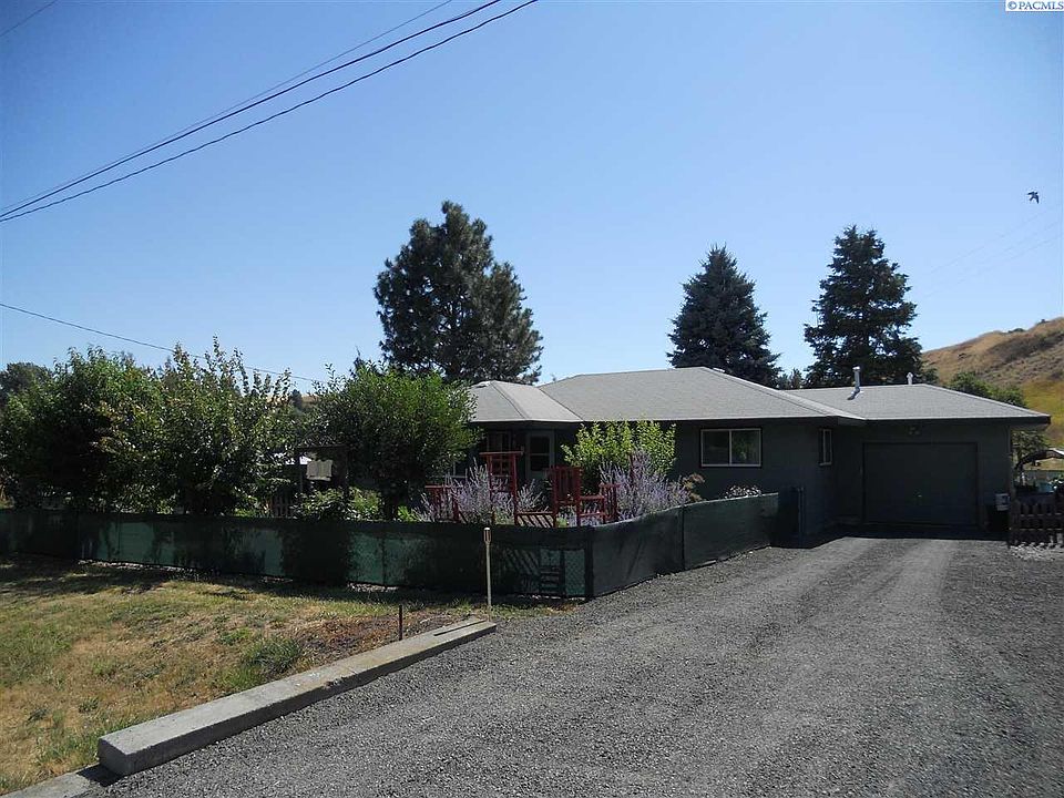 1st image of 603 W 1st St