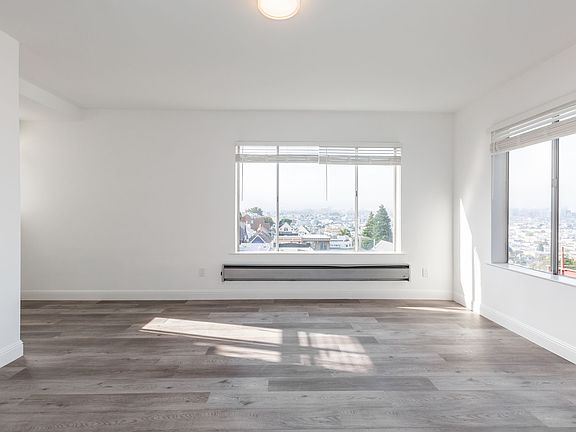 3rd image of 390 Liberty St APT 2