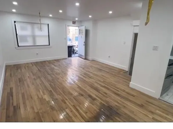 1228 Morris Ave #1, Bronx, NY 10456