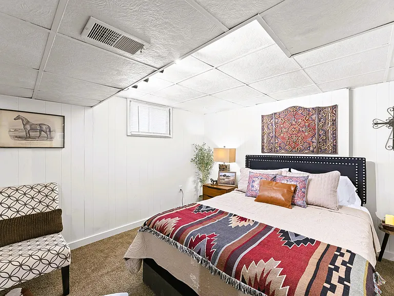 1024 S Ash St — Photo 22