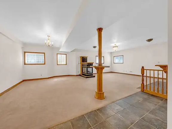 5th image of 5945 Lasalle St #1A