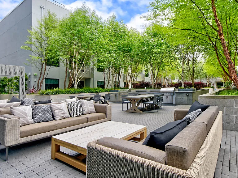 Courtyard Lounge