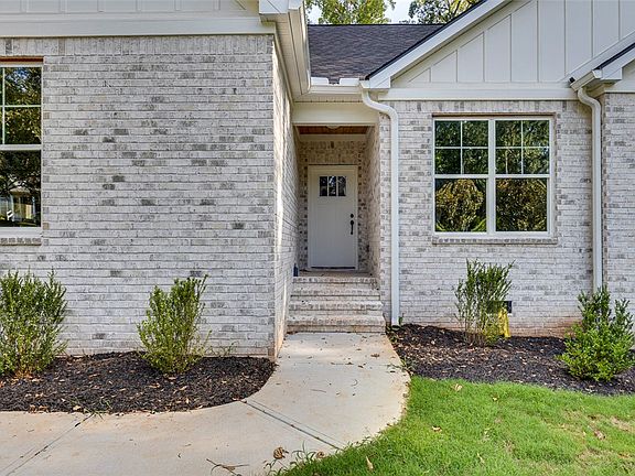 5th image of 513 Quail Hollow