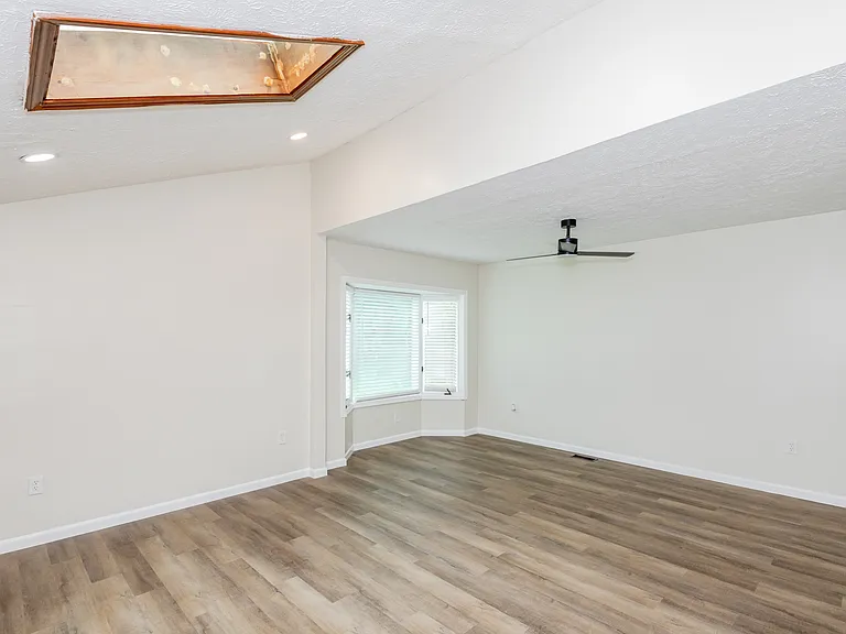1801 Turnbull Rd — Photo 28