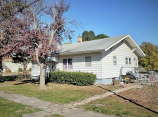 1907 N G Ave, Lovilia, IA 50150