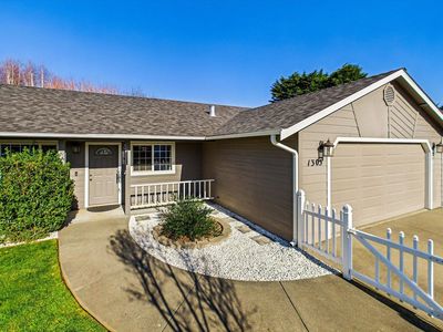 1305 Hedge Rose Ct, McKinleyville, CA, 95519