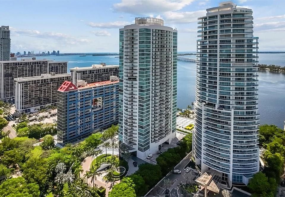 1st image of 2101 Brickell Avenue #312