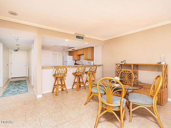 5th image of 3757 S Atlantic Ave Unit 1402