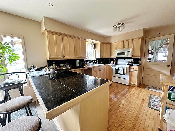 4th image of 42638 Zeldenthuis Road