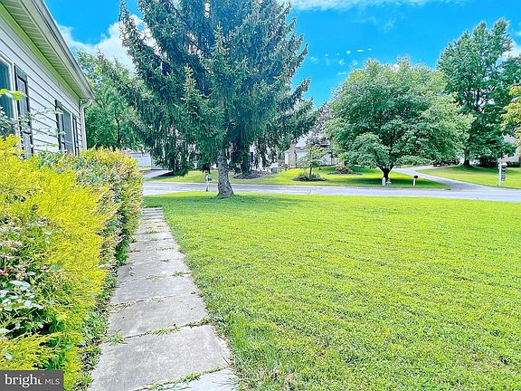 4th image of 7217 Wapello Dr