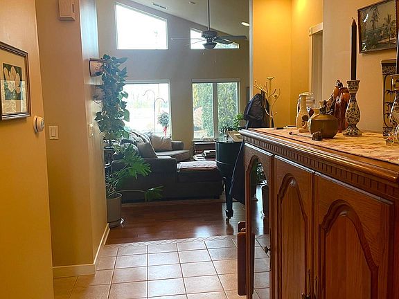4th image of 2419 Landis Ave #17B
