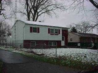 4012 Stock Ave, Toledo, OH 43623