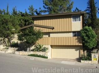 17265 Escalon Dr, Encino, CA 91436
