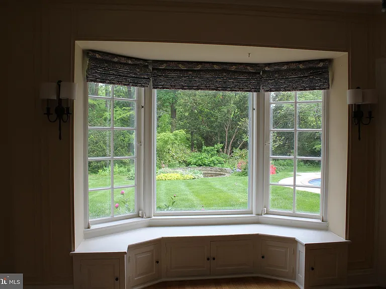 490 Bancroft Rd — Photo 9
