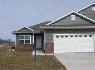 969 Commercial St, Lisbon, IA 52253