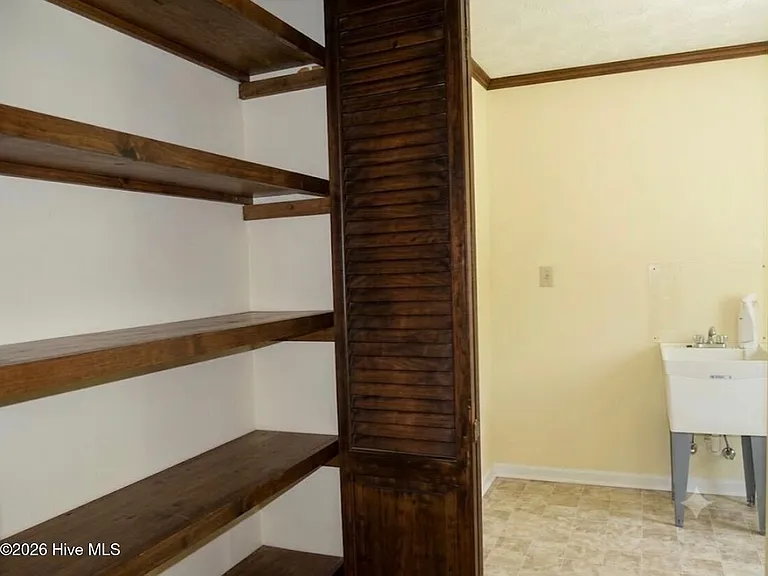 2705 One Iron St — Photo 14