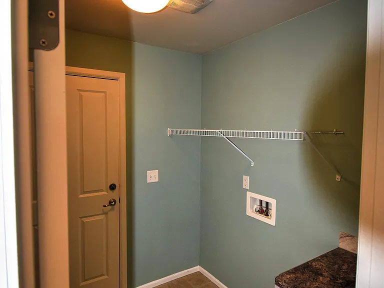 8724 Stockholm Ln NE — Photo 11