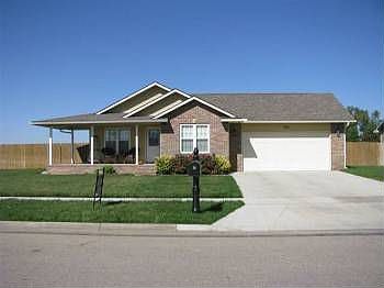 1st image of 708 W 32nd Ave