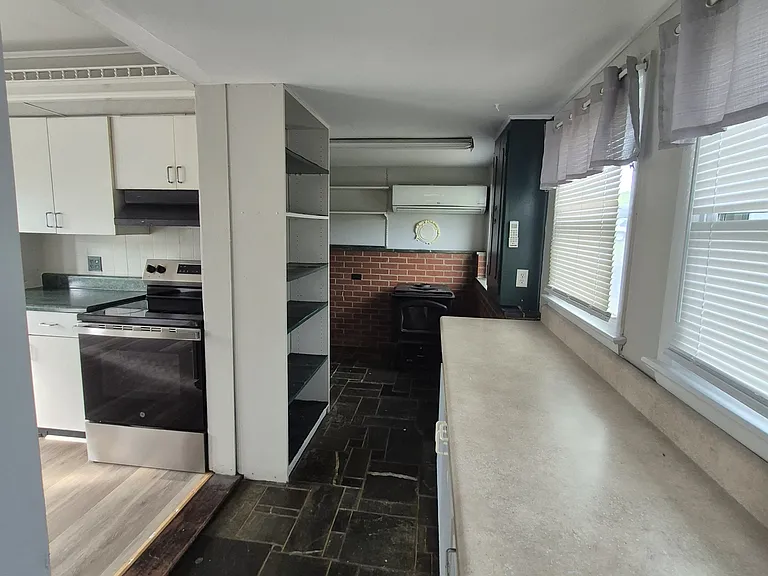 10 Hope Dr — Photo 8