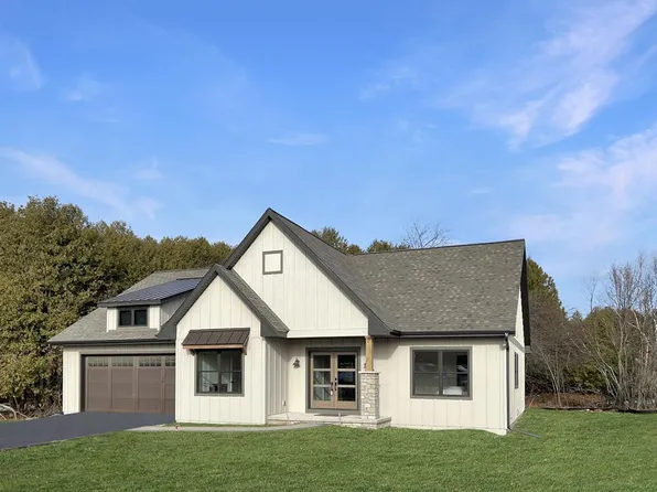 10648 Cove Ln #1, Sister Bay, WI 54234