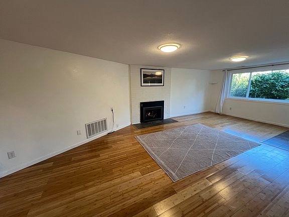 Living room - north