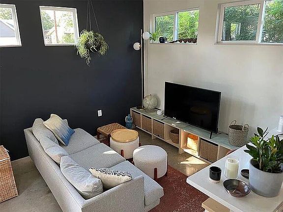 2nd image of 4601 Kitty Ave #B