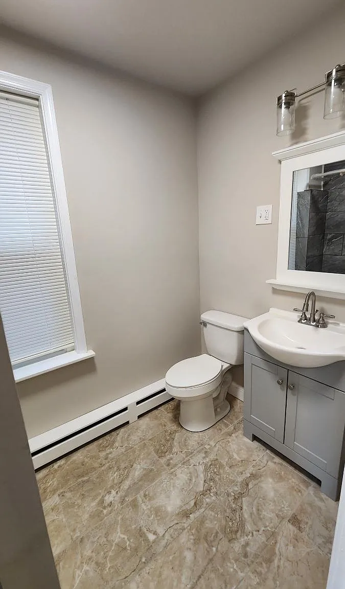 73 N Franklin St — Photo 4