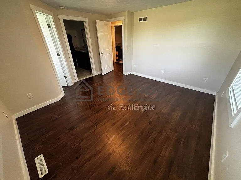 3262 68th St SW — Photo 10