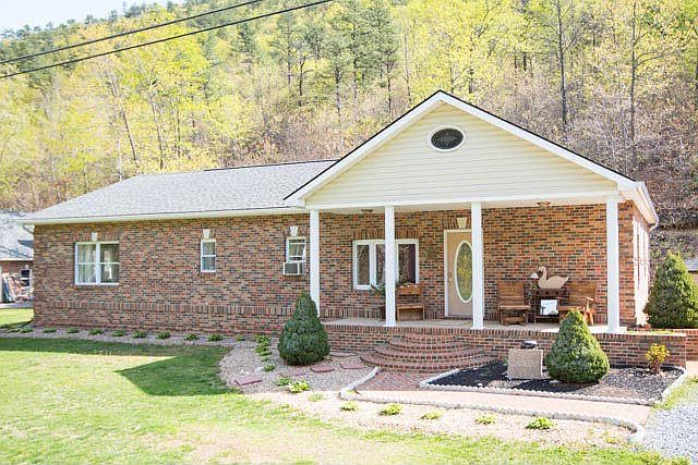 1st image of 2145 Dovel Hollow Rd