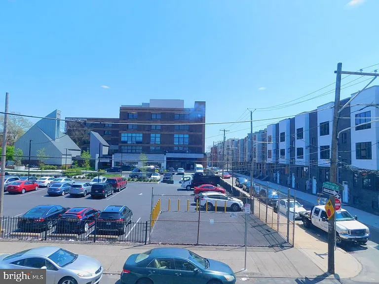 922 N 17th St #26-F — Photo 29