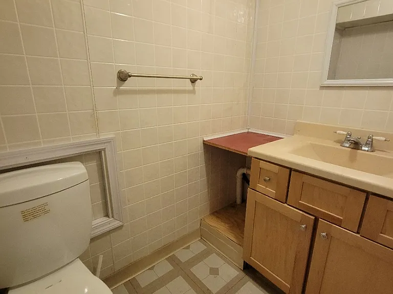 515 N 8th Ave — Photo 12
