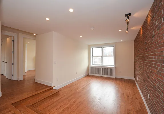 Rented by Clove Realty LLC | media 3