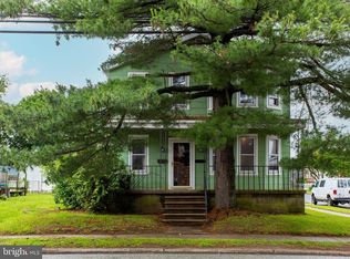 1200 4th Ave, Lester, PA 19029