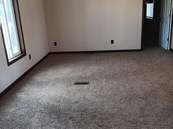 711 Walterscheid Blvd, Cheyenne, WY 82007